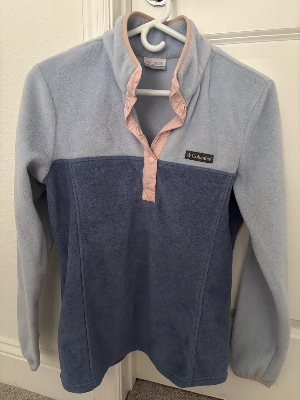 Columbia Two-Tone Blue Snap-Placket Fleece Pullover Women’s Medium